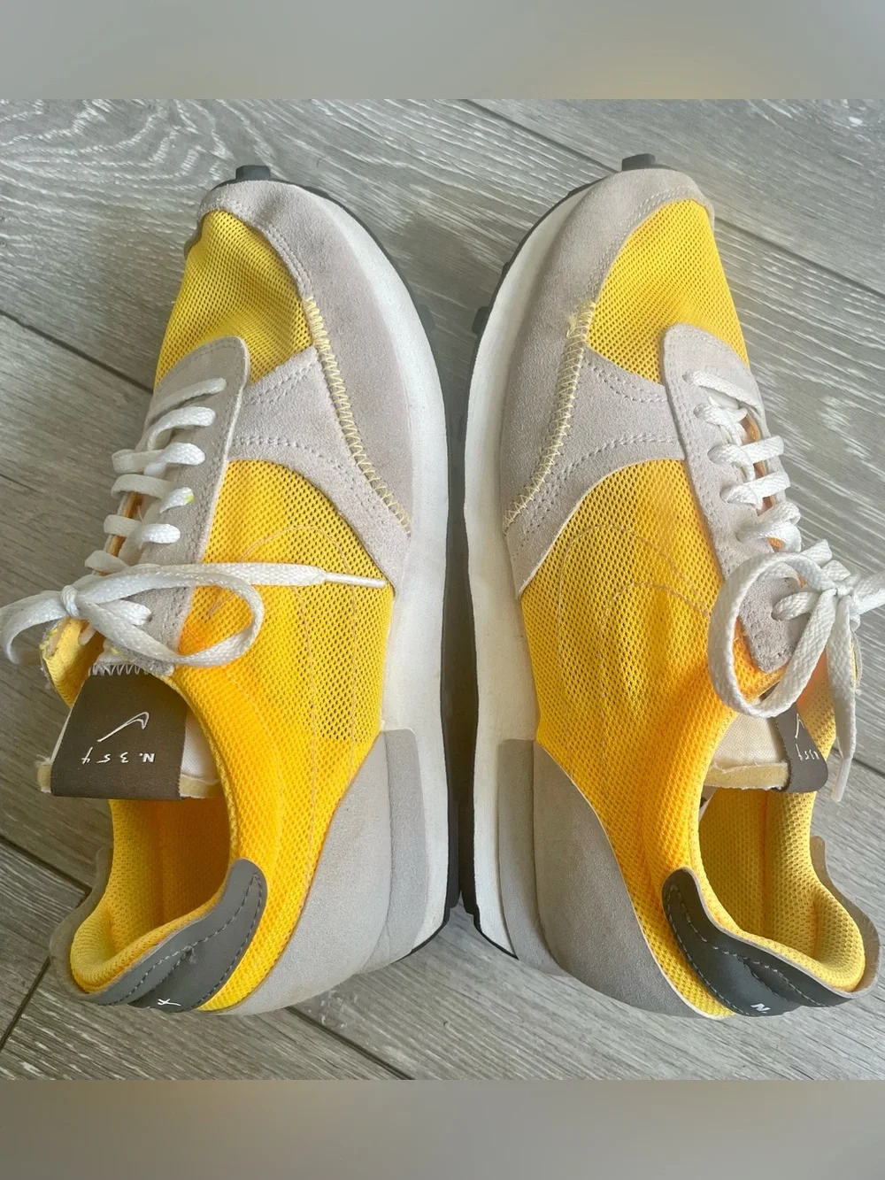 Nike daybreak laser